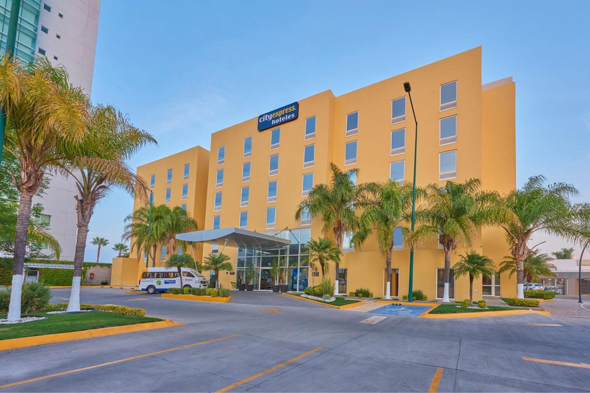 City Express By Marriott Irapuato Kültér fotó