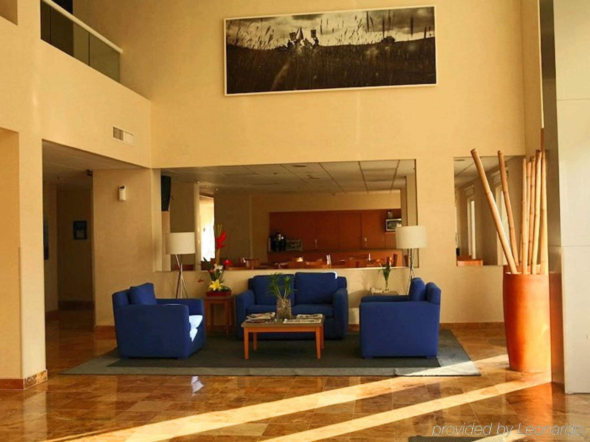City Express By Marriott Irapuato Beltér fotó